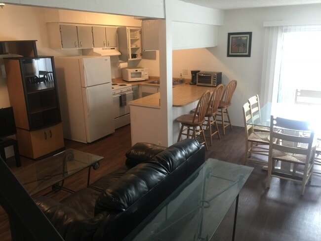 Building Photo - 1433 Mishka Ct