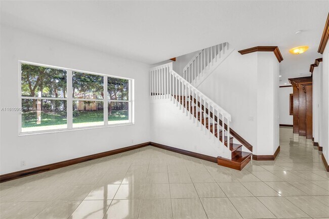 Foto del edificio - 6332 C Durham Dr