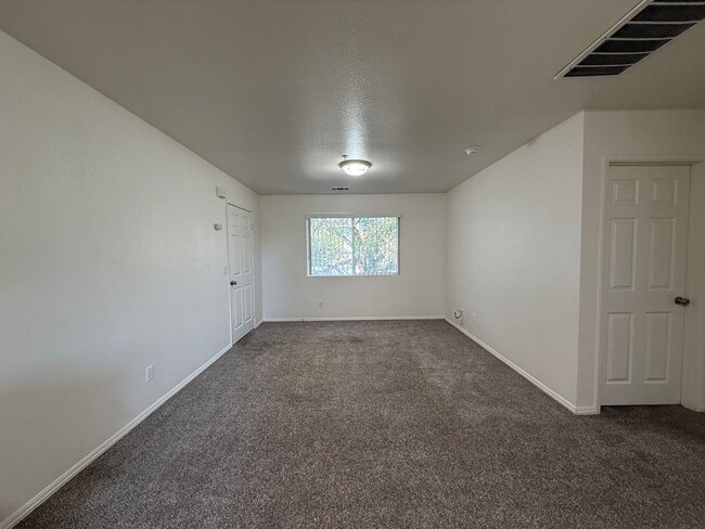 Foto del edificio - L41900