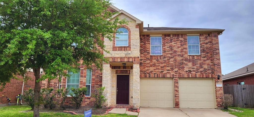 Foto principal - 19915 Kinsington Briar Ln