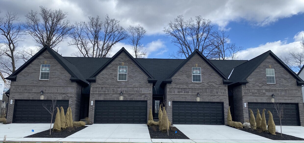 Foto principal - 719 Chase Hanna St