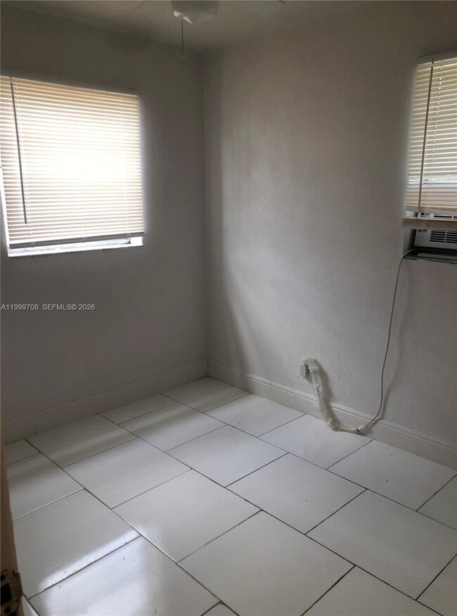 Foto del edificio - 1548 NW 3rd Terrace