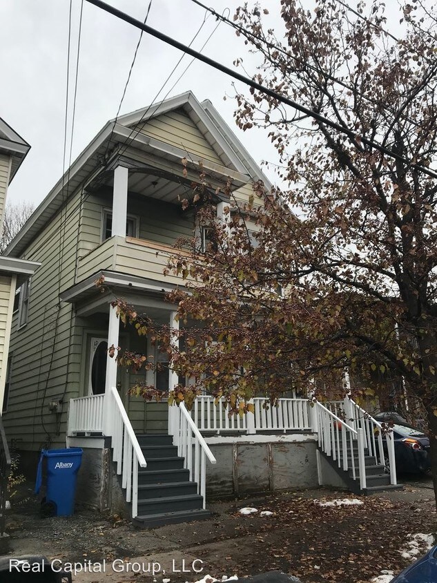 3 Benson St, Albany, NY 12206 Condo for Rent in Albany, NY