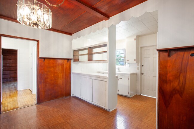 Foto del edificio - 424 Raymond Ave
