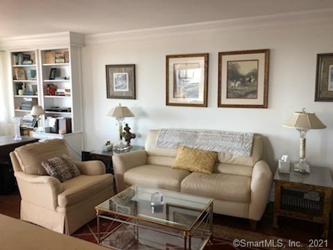 Foto del edificio - 50 Glenbrook Rd