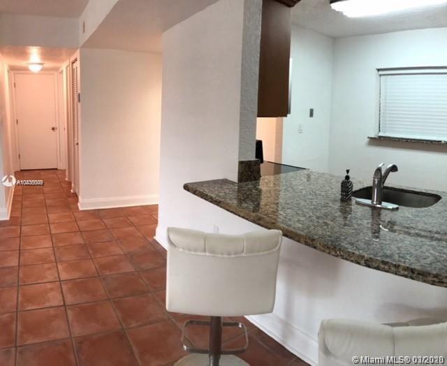 Foto del edificio - 8075 SW 107th Ave