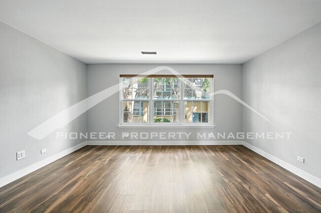 Foto del edificio - Charming Condo with Central AC and Communi...