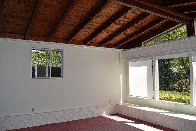 Building Photo - 9 Mara Vista Ct