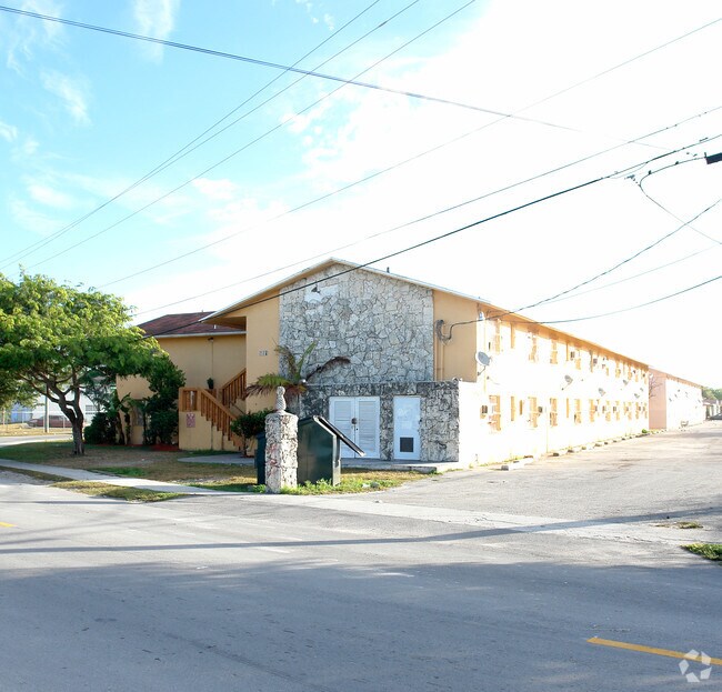 Foto del edificio - 601 S Flagler Ave