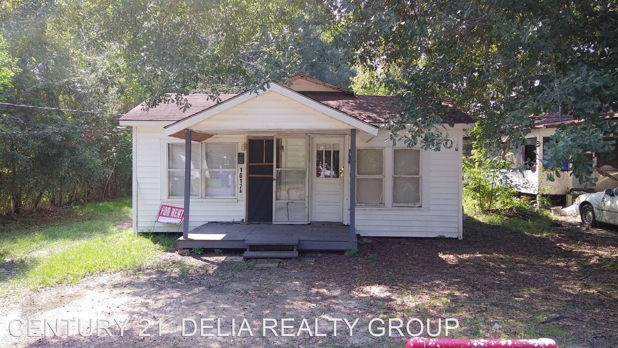 1017 McArthur, DeRidder, LA 70634 Apartment for Rent in DeRidder, LA