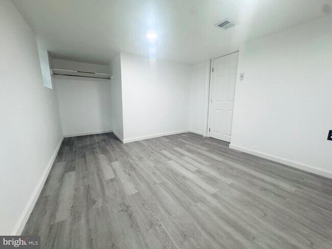 Foto del edificio - 3506 56th Pl