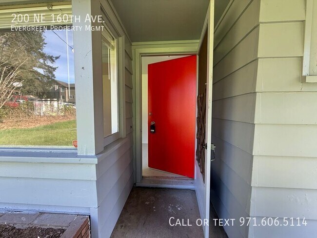 Building Photo - 200 NE 160th Ave