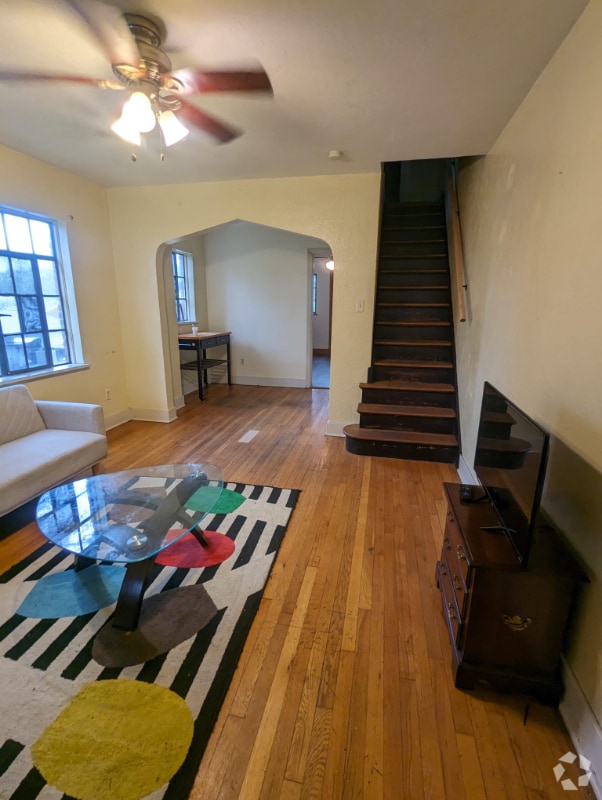Building Photo - 703 Transverse Ave
