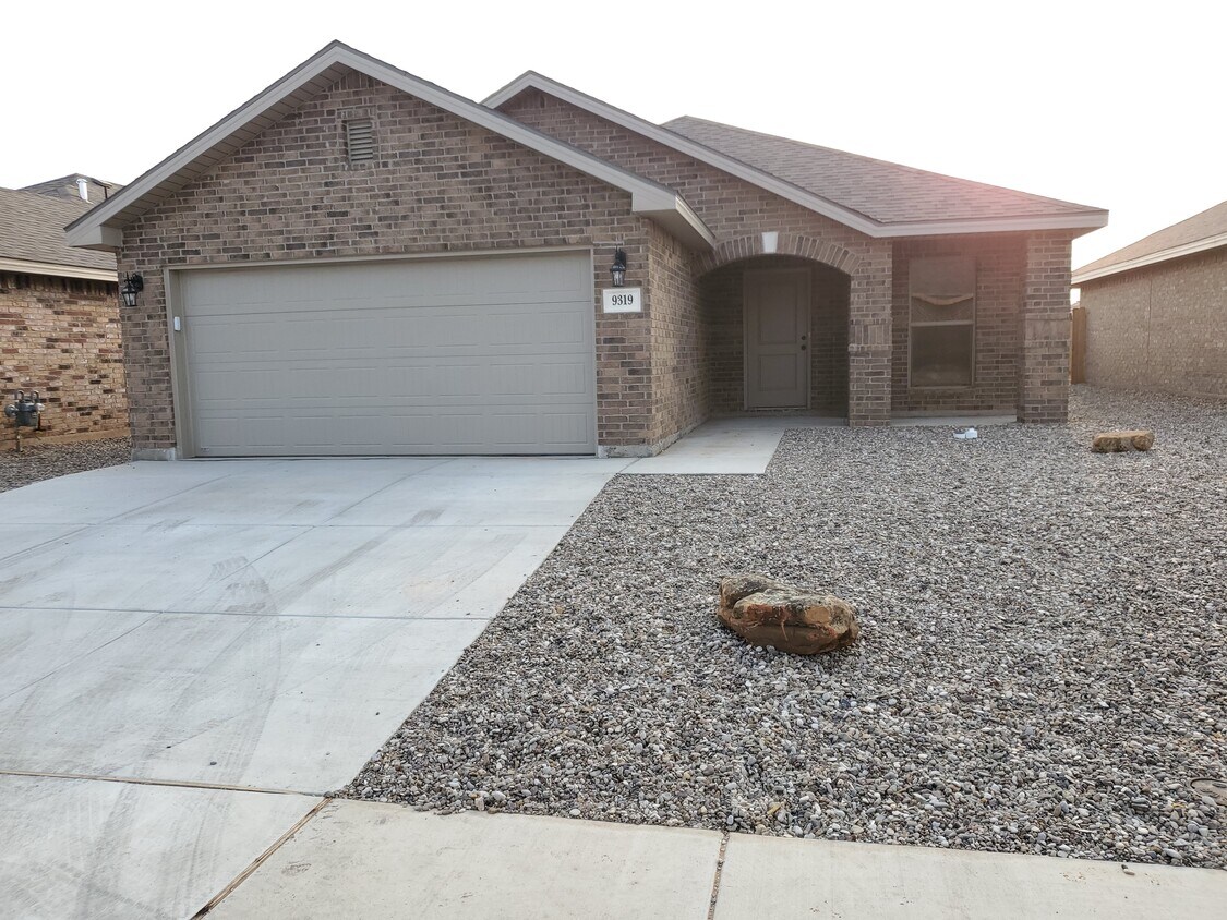 9319 Ratliff Ridge Ave, Odessa, TX 79765 House Rental in Odessa, TX