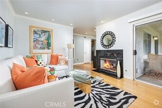 Building Photo - 48 Corniche Dr
