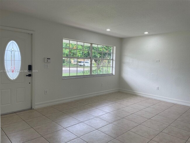Building Photo - 14330 SW 71st Ln