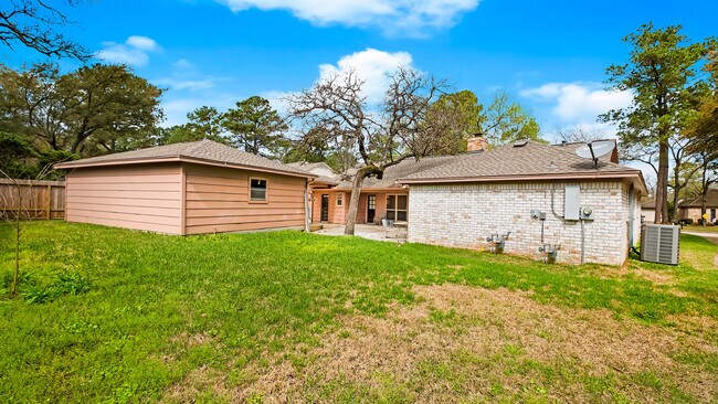 Building Photo - Amazing 4 bedroom house in Houston, TX