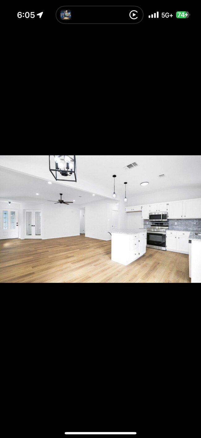 Foto del edificio - 7142 Lynn Lake Dr