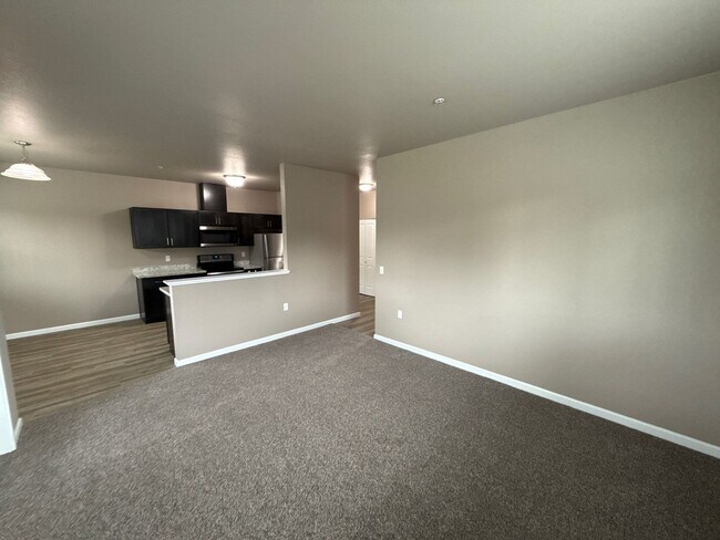 Foto del edificio - 4261 Hawthorne Ave NE