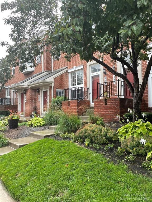 158 Allenhurst Ave Unit 72, Royal Oak, MI 48067 Condo for Rent in