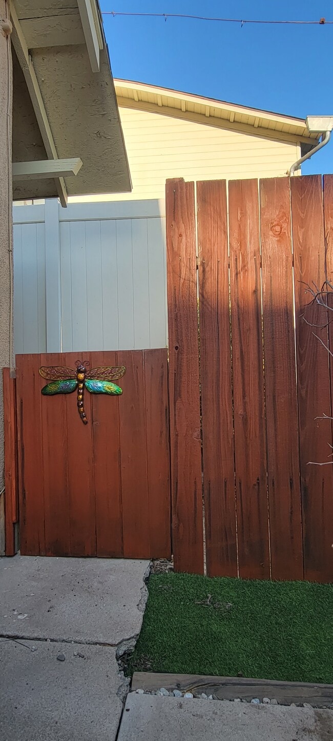 back side exit - 110 N San Marino Ave