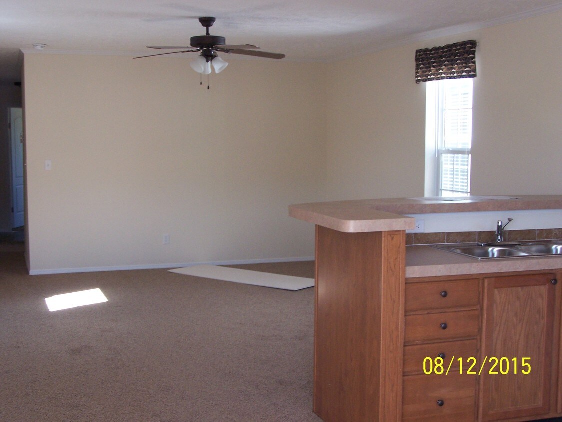 118 Fawn Creek Cir, Anamosa, IA 52205 House Rental in Anamosa, IA