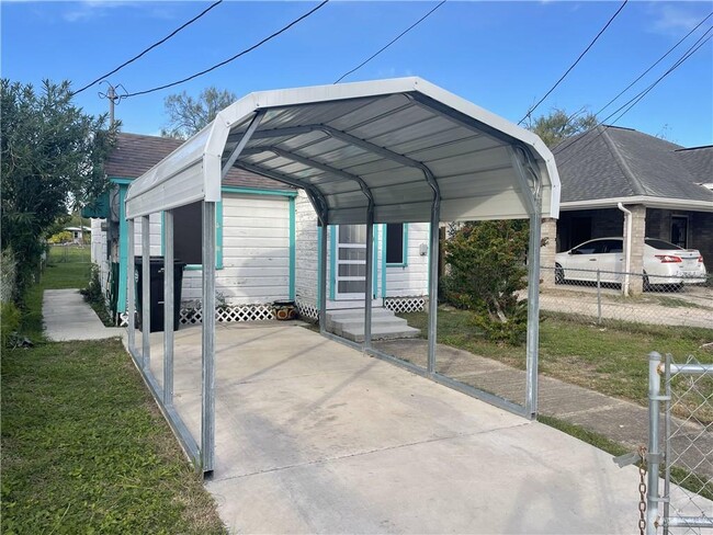 Foto del edificio - 14 E St