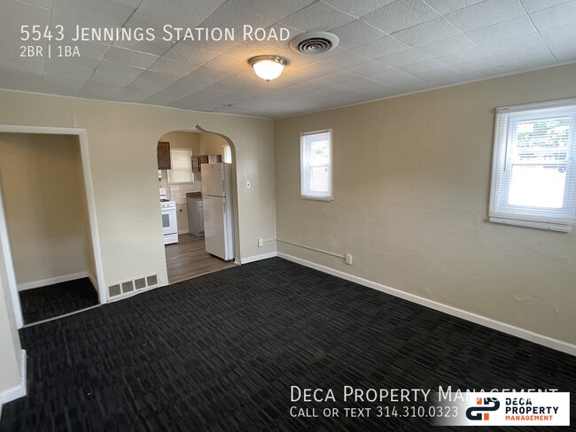 Building Photo - 2 Bedroom House