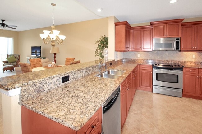 Building Photo - The Waterfront Seasonal Condo for Rent