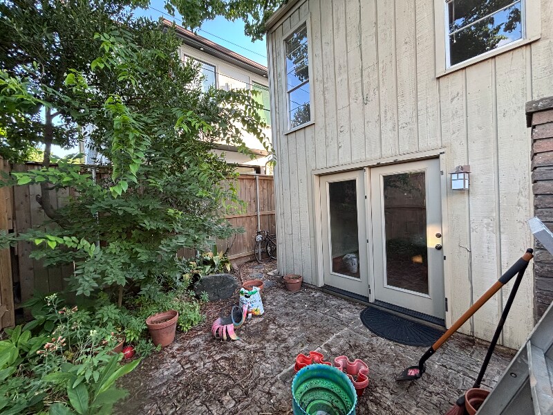 Foto principal - 2137 Branard St