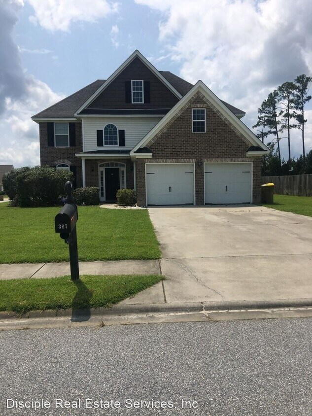 4 br, 2.5 bath House 387 O'Hara Drive House Rental in Richmond Hill