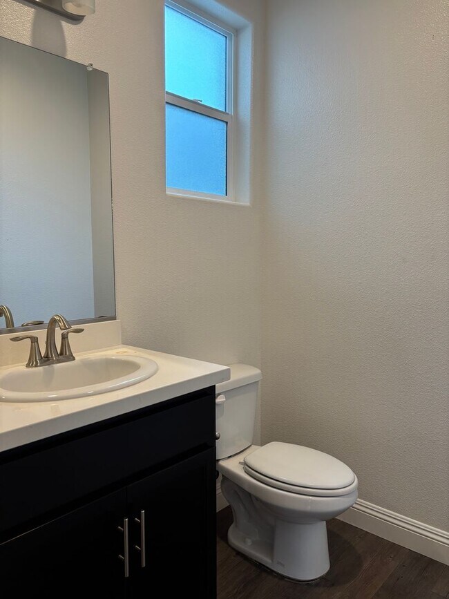 Foto del edificio - Move In Ready!  3-Bedroom 2.5 Bath with Loft for Rent in Guadalupe