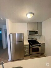 Building Photo - 5718 Eskridge St