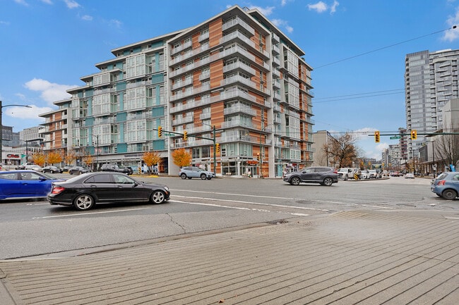 Building Photo - 180 2nd Av E