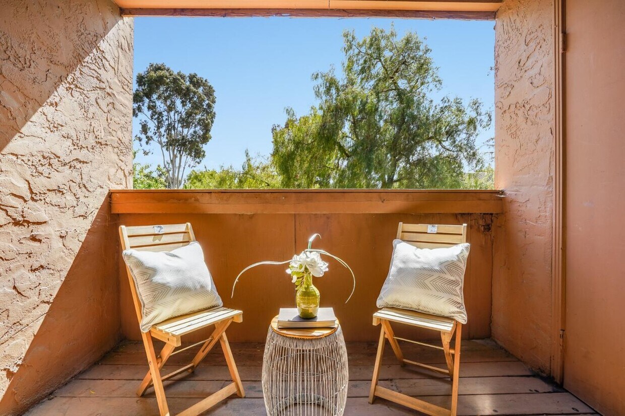 Photo - 456 Dempsey Rd (Milpitas, CA)