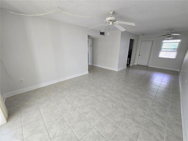 Building Photo - 611 Gulf Dr N