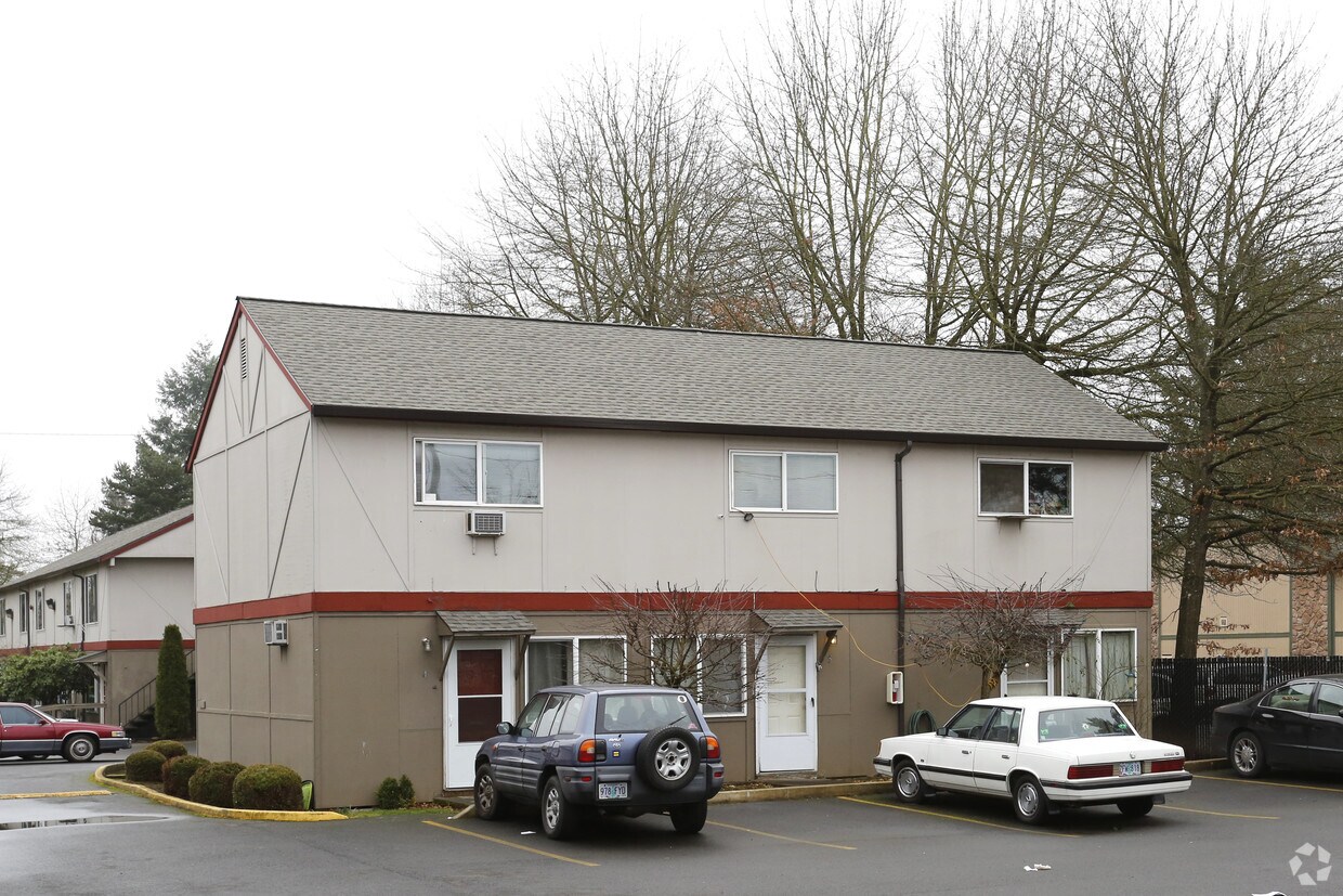 Primary Photo - Marla Manor Apartments