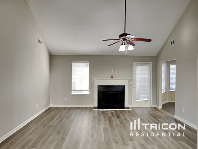 Foto del edificio - 4083 Percheron Ln SW