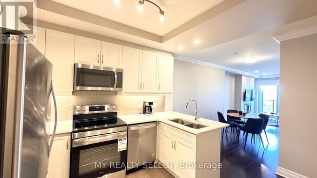 Building Photo - 505 Talbot St