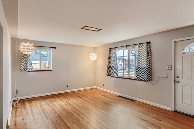 Building Photo - Evolve Real Estate: An Incredible Opportun...
