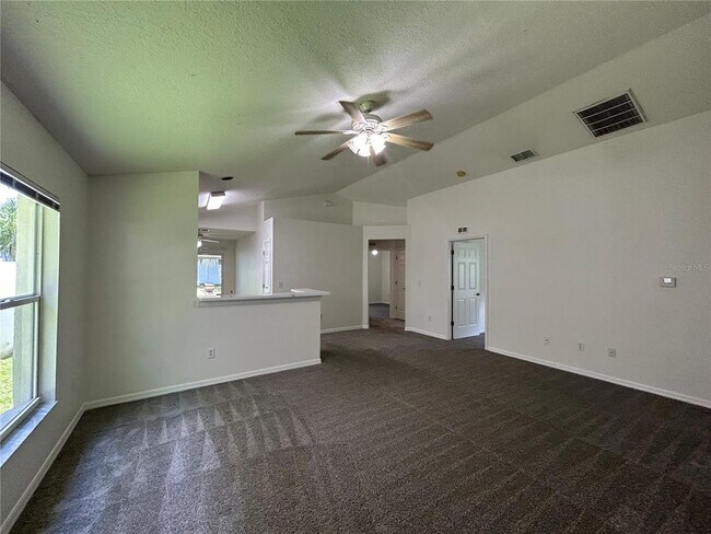 Building Photo - 5611 Tanagerlake Rd