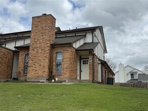 Building Photo - 6304 Alissa Dr