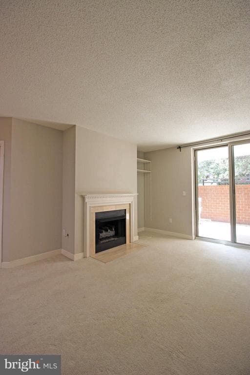 Building Photo - 1045 N Utah St