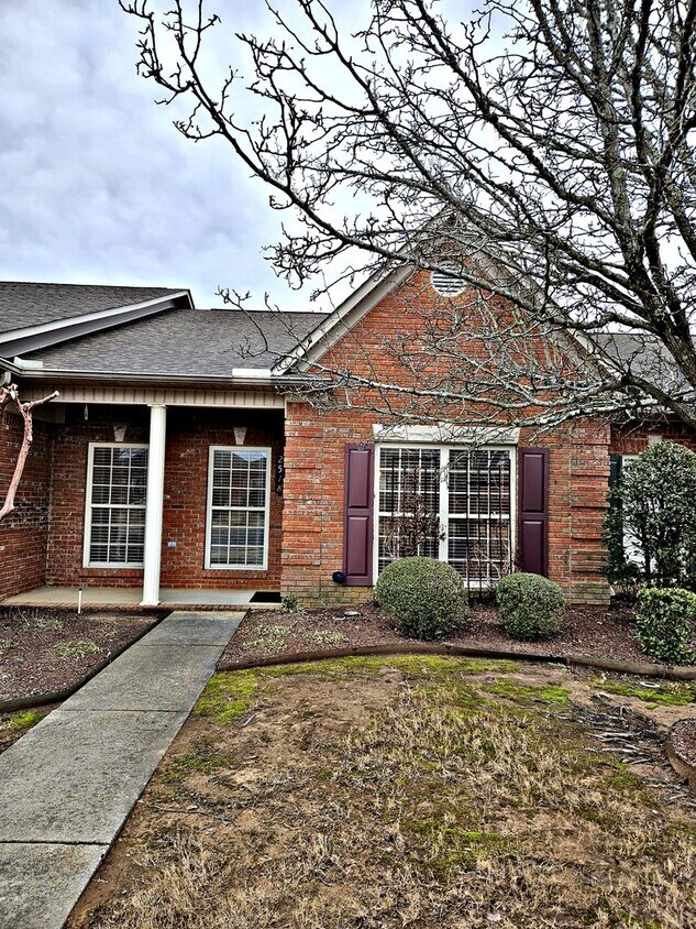 2518 Castle Gate Blvd, Decatur, AL 35603 House Rental in Decatur, AL