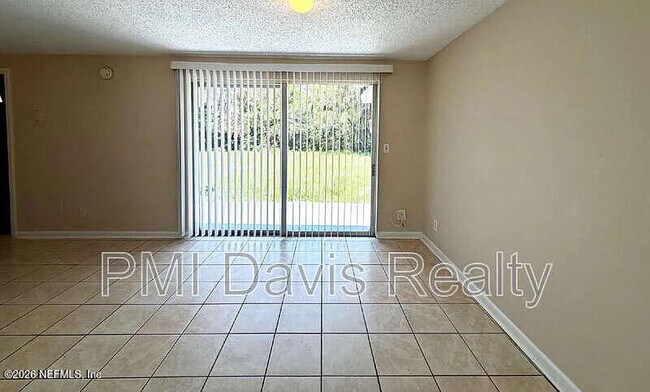 Building Photo - 10726 Merida Dr