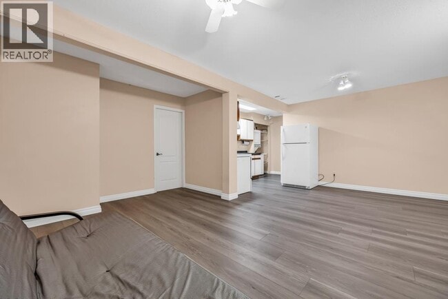 Building Photo - 1289 Lincoln Dr