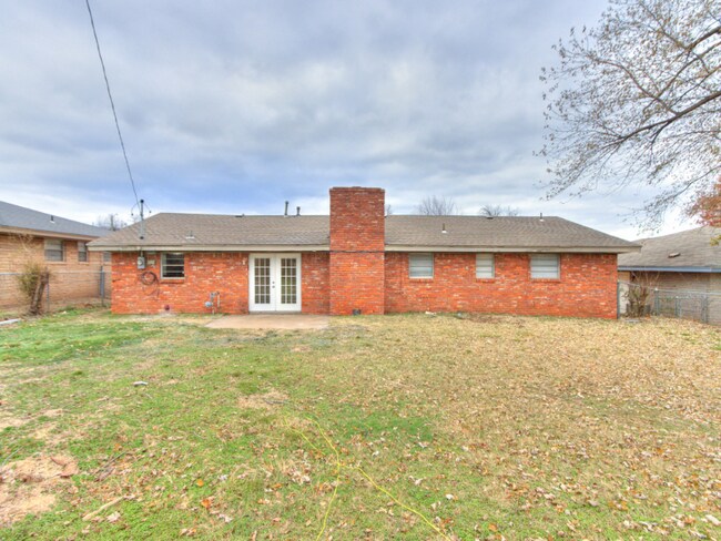 Foto del edificio - 8604 NE 33rd St