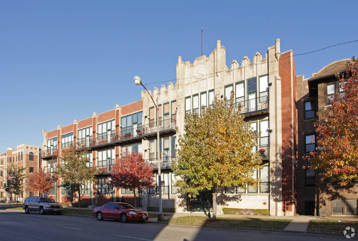 Building Photo - 4101-4109 S Michigan Ave