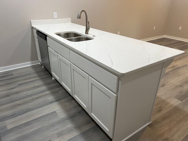 Foto del edificio - 923 Callie Ave