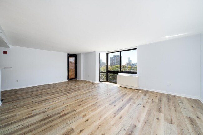 Foto del edificio - 700 GROVE St